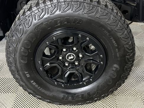 Used 2022 Ford Bronco Wildtrak AWD/4WD image 34