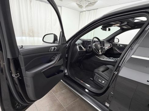 Used 2024 BMW X5 xDrive40i w/ Premium Package AWD/4WD image 24