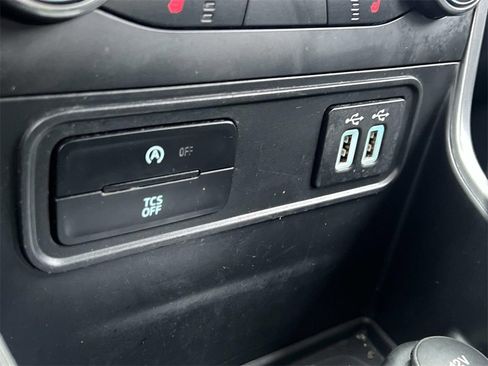 Used 2020 Ford EcoSport SE image 24