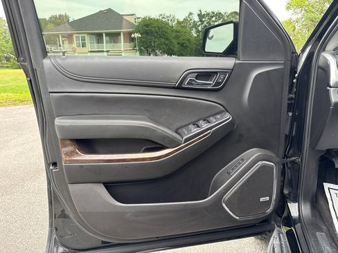 Used 2020 Chevrolet Tahoe LT image 12