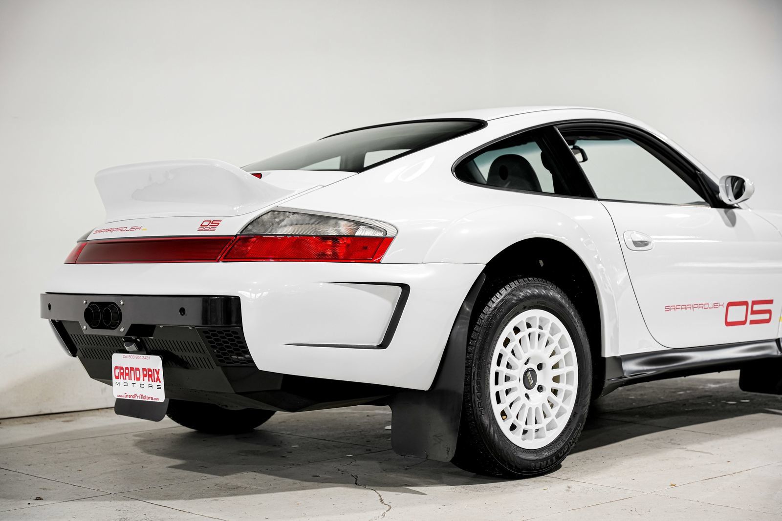 Used 2003 Porsche 911 Carrera 4S AWD/4WD image 38