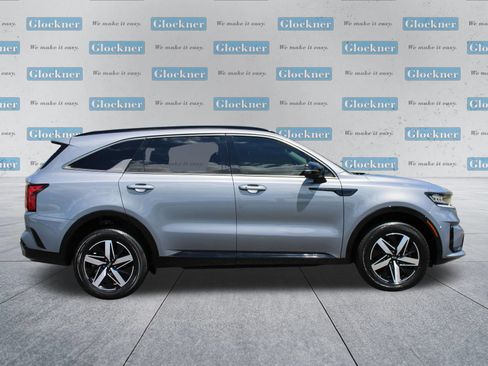 Used 2021 Kia Sorento EX w/ Panoramic Sunroof Package AWD/4WD image 6