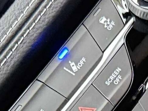 New 2026 Chrysler Pacifica Select image 40