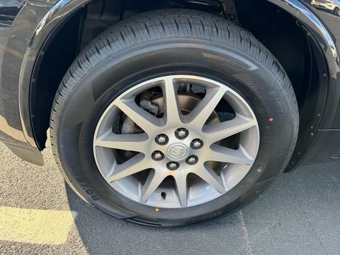 Used 2017 Buick Enclave Convenience image 7