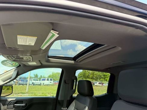 Used 2019 Chevrolet Silverado 1500 LTZ w/ LTZ Premium Package AWD/4WD image 20