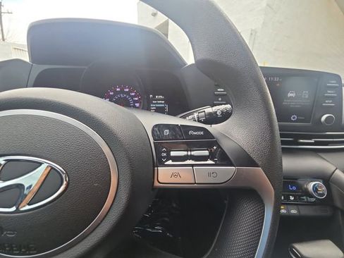 Used 2022 Hyundai Elantra SEL w/ Cargo Package image 12