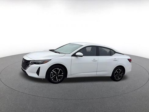 Used 2025 Nissan Sentra SV image 8