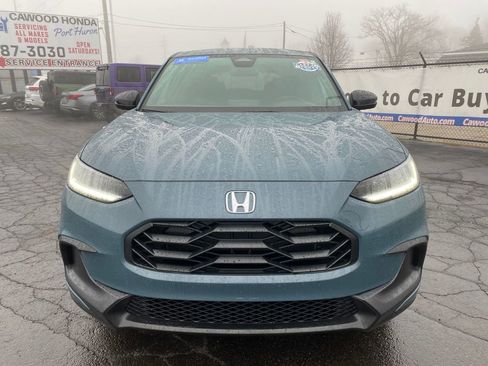 Used 2025 Honda HR-V Sport image 8