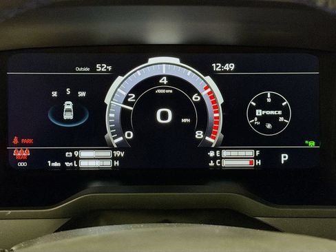 New 2026 Toyota Tundra Platinum AWD/4WD image 13