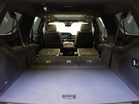 Used 2023 Cadillac Escalade ESV Sport w/ Touring Package AWD/4WD image 60