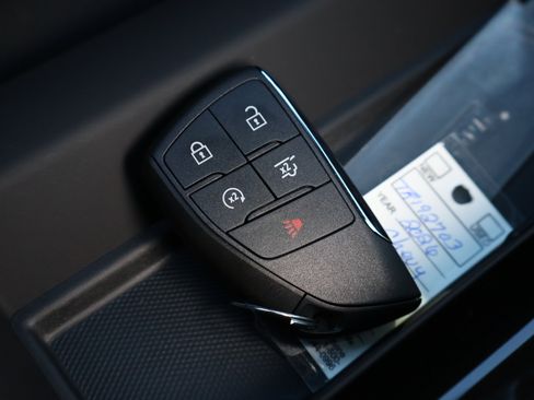 New 2026 Chevrolet Suburban LS image 22