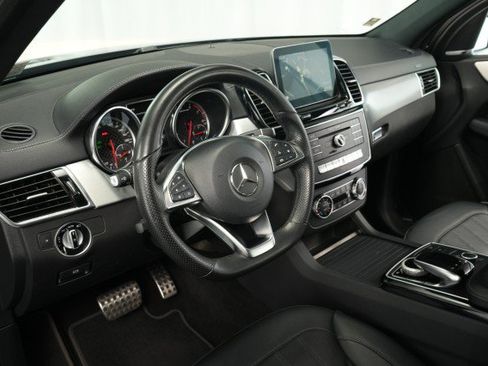 Used 2019 Mercedes-Benz GLE 43 AMG 4MATIC image 34