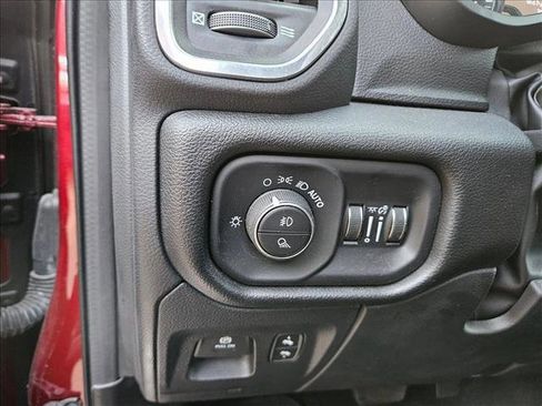 Used 2023 RAM 1500 Laramie image 11