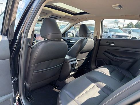 Used 2021 Nissan Altima 2.5 SL FWD image 15