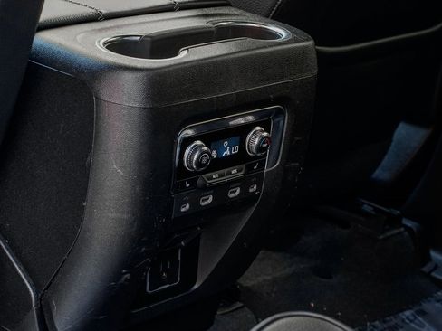 Used 2021 GMC Yukon Denali w/ Denali Ultimate Package image 21