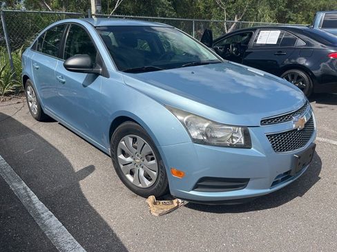 Used 2012 Chevrolet Cruze LS w/ Connectivity Package FWD image 2