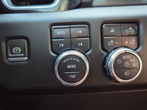 Used 2023 GMC Sierra 1500 Denali w/ Denali Reserve Package image 20