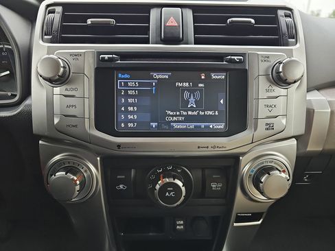 Used 2016 Toyota 4Runner SR5 Premium AWD/4WD image 27