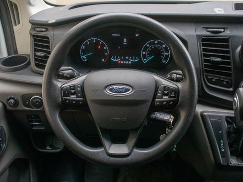 Used 2023 Ford Transit 250 Medium Roof AWD image 16