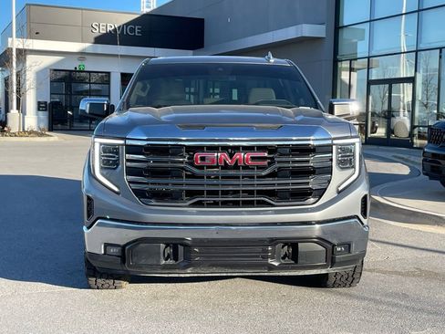 Used 2023 GMC Sierra 1500 SLT w/ SLT Premium Package AWD/4WD image 2