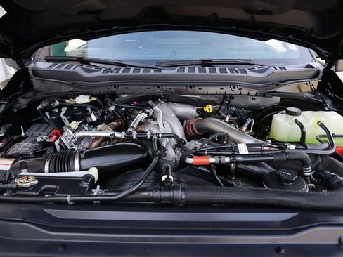 Used 2025 Ford F250 Platinum image 31