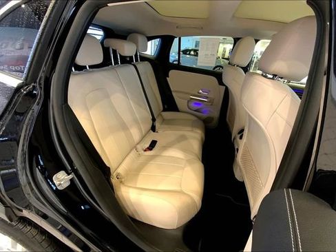 Used 2023 Mercedes-Benz GLA 250 4MATIC image 19