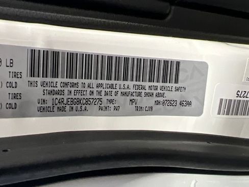 Used 2019 Jeep Grand Cherokee Limited RWD image 31