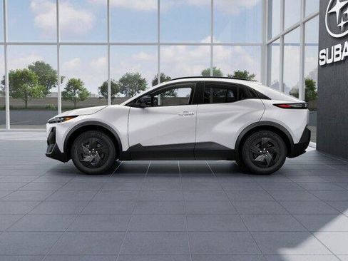New 2026 Subaru Uncharted AWD image 3