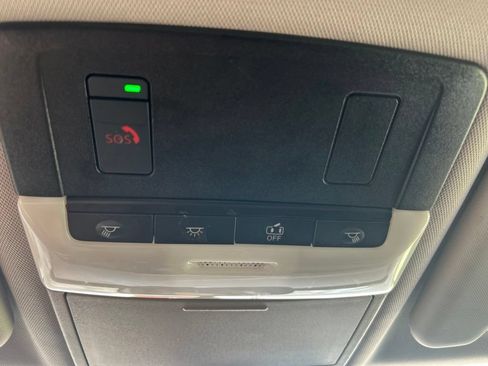 Used 2024 Mitsubishi Outlander SE AWD/4WD image 50