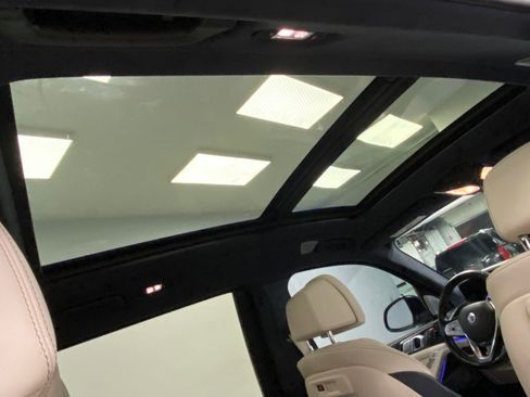 Used 2021 BMW ALPINA XB7 image 39