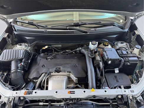 Used 2019 Chevrolet Equinox LT FWD image 8