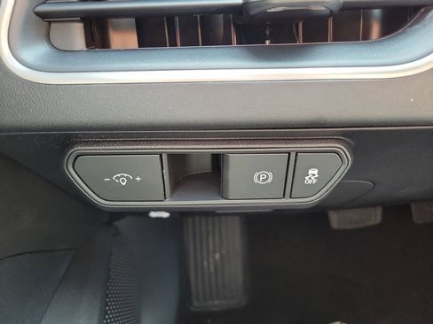 New 2026 Kia K4 LXS image 23