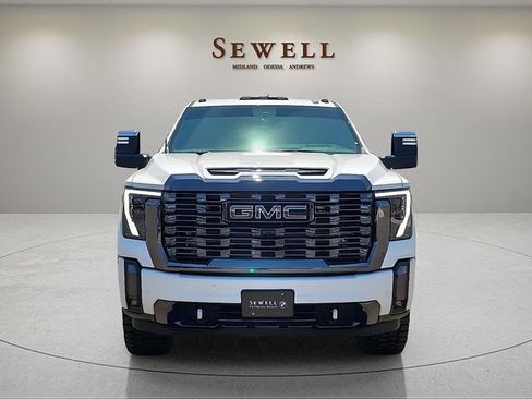 Used 2024 GMC Sierra 2500 Denali Ultimate AWD/4WD image 8
