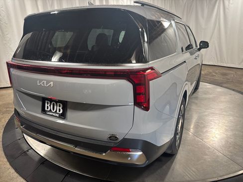 New 2026 Kia Carnival SX image 10