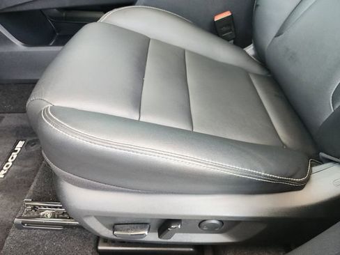 Used 2024 Nissan Rogue SL w/ SL Premium Package FWD image 18