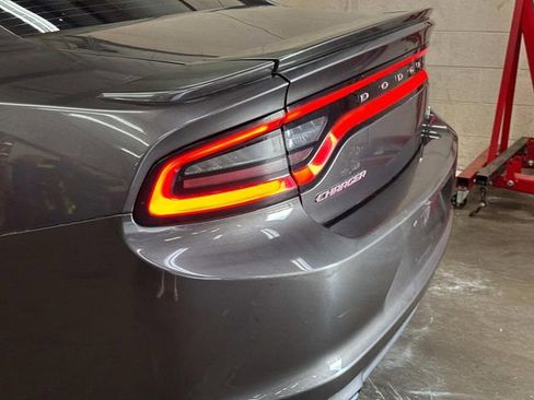 Used 2016 Dodge Charger R/T RWD image 10