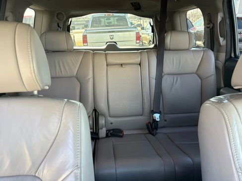 Used 2011 Honda Pilot Touring image 18