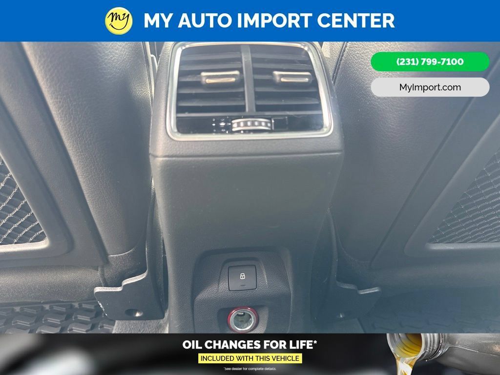 Used 2018 Audi Q3 2.0T Premium w/ Convenience Package AWD/4WD image 27