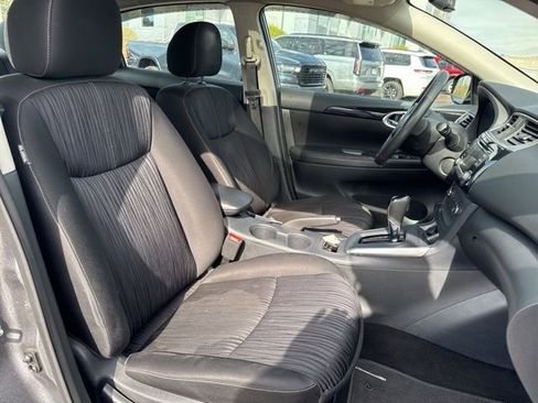 Used 2017 Nissan Sentra SV w/ Style Package image 29