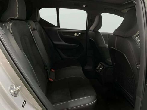 Used 2023 Volvo XC40 Recharge Ultimate AWD/4WD image 72