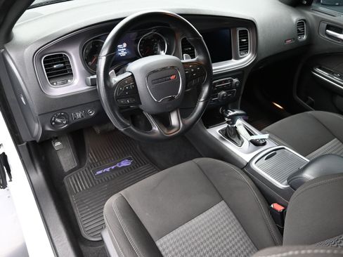 Used 2023 Dodge Charger Scat Pack w/ Navigation & Travel Group RWD image 11