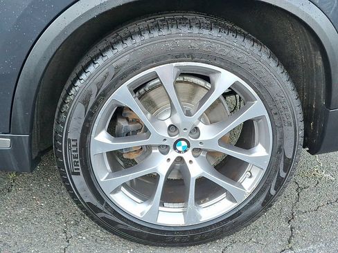 Used 2019 BMW X5 xDrive40i w/ Premium Package 2 AWD/4WD image 6