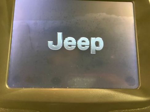 Used 2018 Jeep Renegade Trailhawk image 30