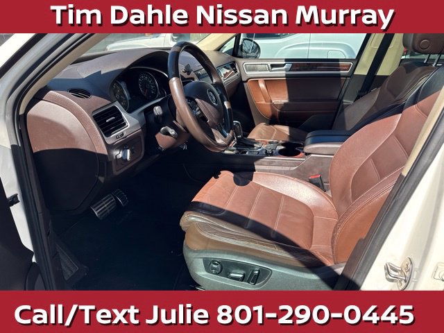 Used 2012 Volkswagen Touareg Hybrid AWD/4WD image 22