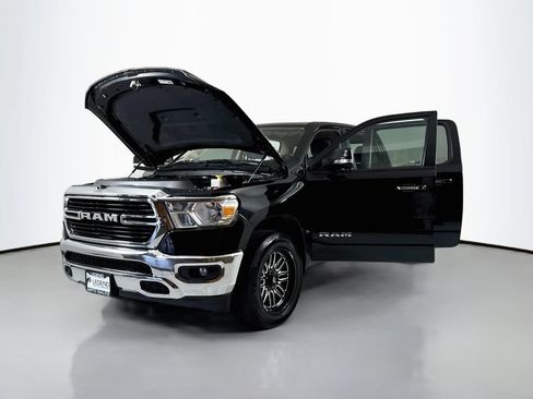 Used 2019 RAM 1500 Big Horn AWD/4WD image 17