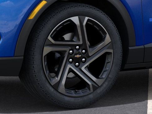New 2026 Chevrolet Equinox EV LT w/ Convenience Package II FWD image 33