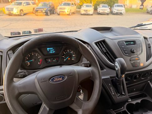 Used 2015 Ford Transit 150 130 Low Roof image 18