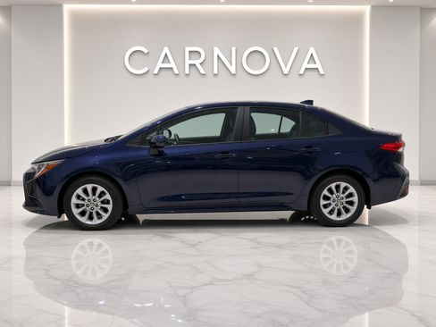 Used 2020 Toyota Corolla LE w/ LE Premium Package FWD image 4