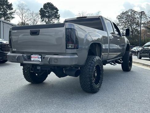 Used 2014 GMC Sierra 2500 Denali w/ Suspension Package, Off-Road image 8