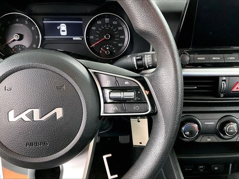 Used 2024 Kia Forte LXS image 11